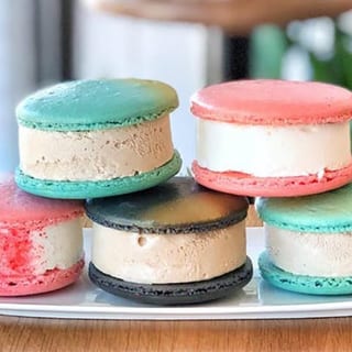 Macaron Ice Cream (Matcha)