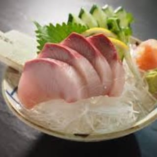 3 Pc Sashimi "Hamachi" Yellowtail